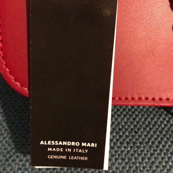 Alessandro Mari Red Leather Shoulder Bag - Picture 3 of 4